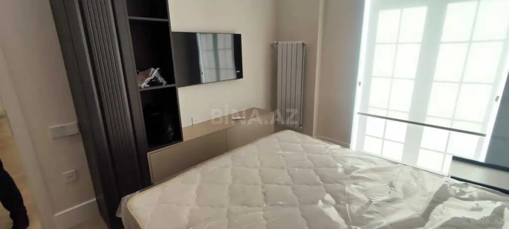 Kirayə verilir 2 otaqlı mənzil 71 m²