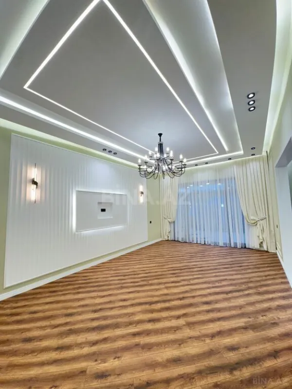 Satılır 4 otaqlı həyət evi 160 m²