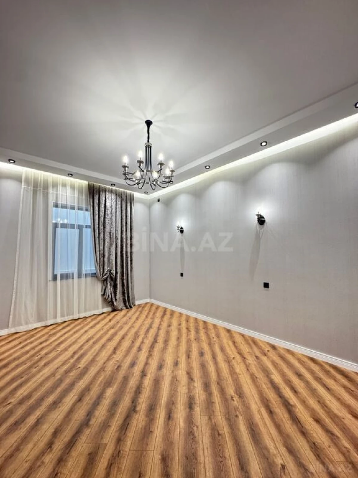 Satılır 4 otaqlı həyət evi 160 m²