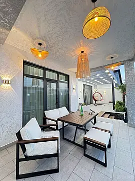 Satılır 4 otaqlı həyət evi 160 m²