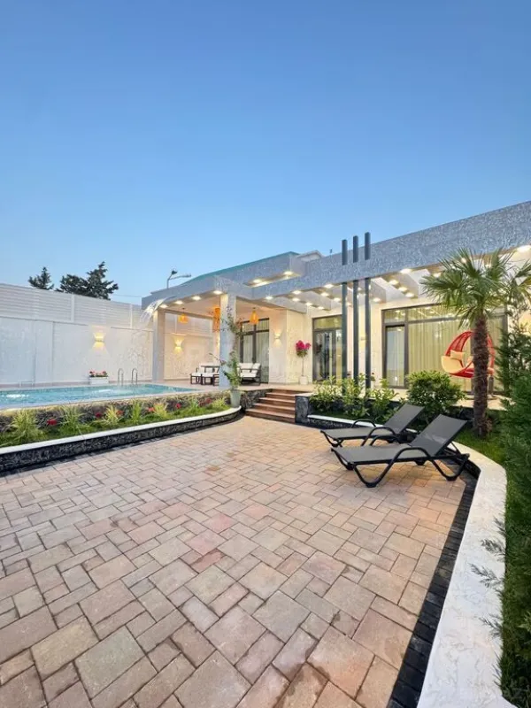 Satılır 4 otaqlı həyət evi 160 m²