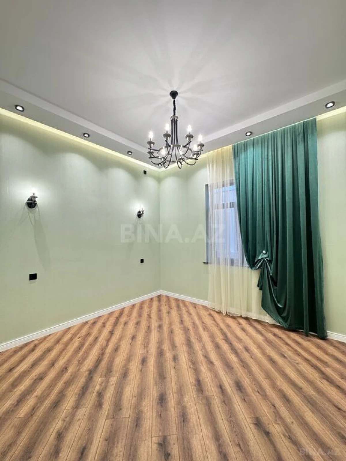 Satılır 4 otaqlı həyət evi 160 m²