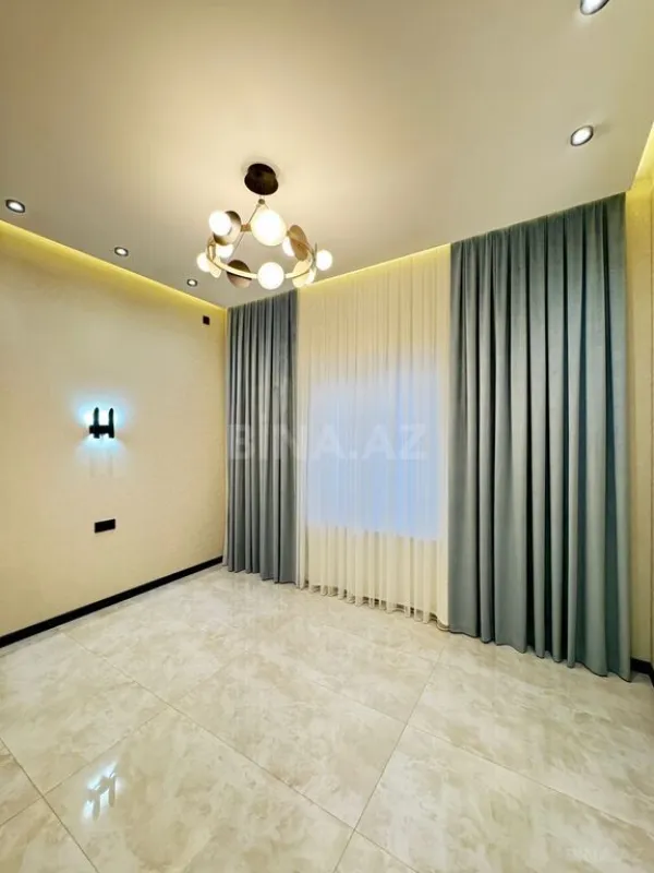 Satılır 4 otaqlı həyət evi 200 m²