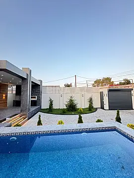 Satılır 4 otaqlı həyət evi 200 m²