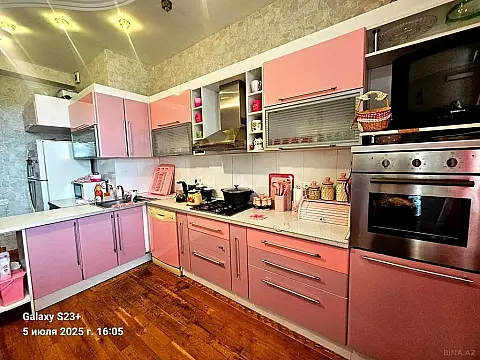 Satılır 4 otaqlı mənzil 180 m² — Bakı, Badamdar 4 otaq 180.00 m²