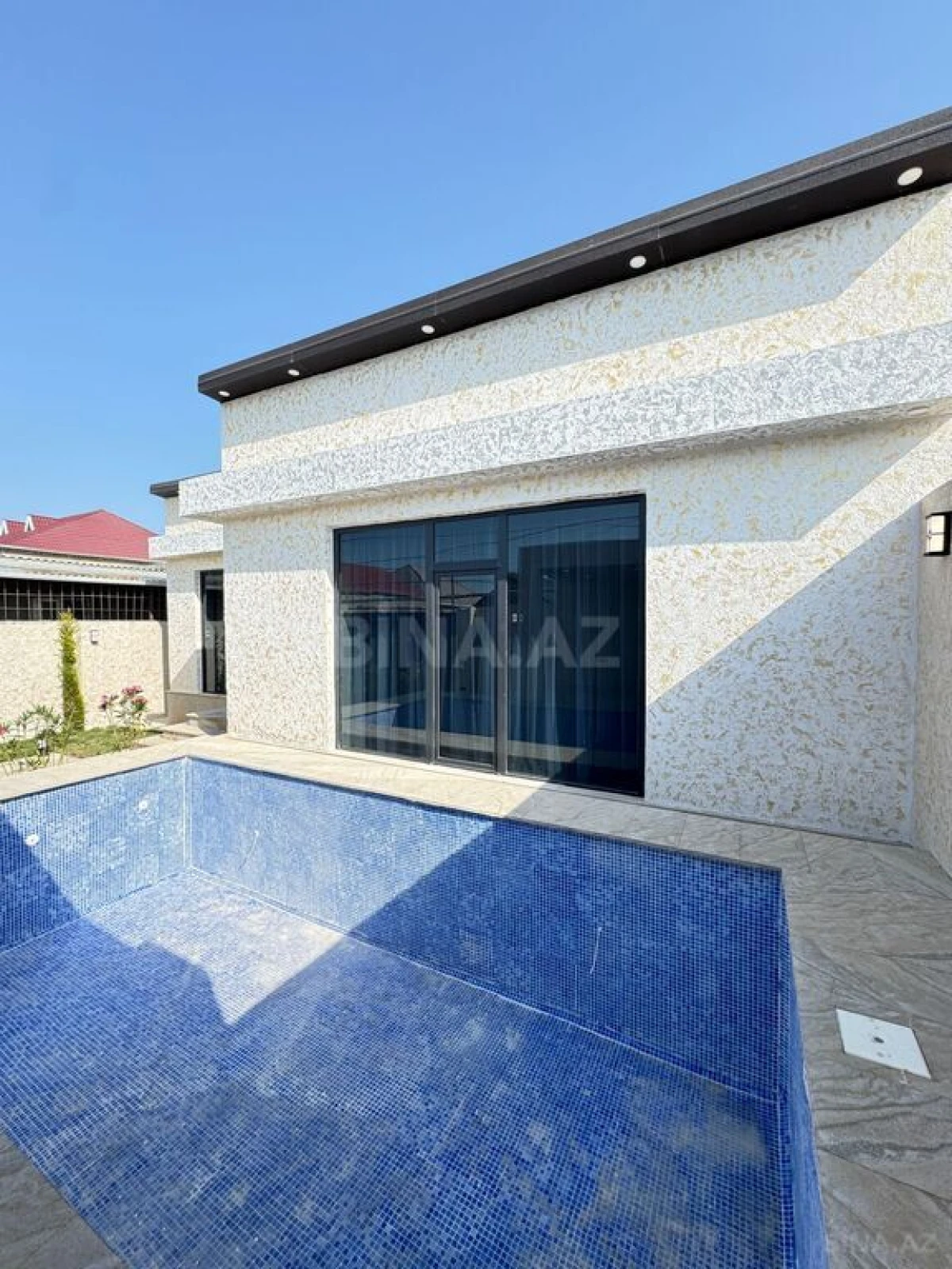 Satılır 4 otaqlı həyət evi 150 m²