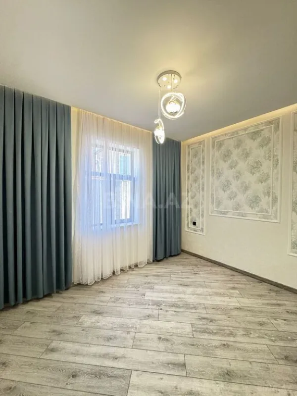 Satılır 3 otaqlı həyət evi 140 m²