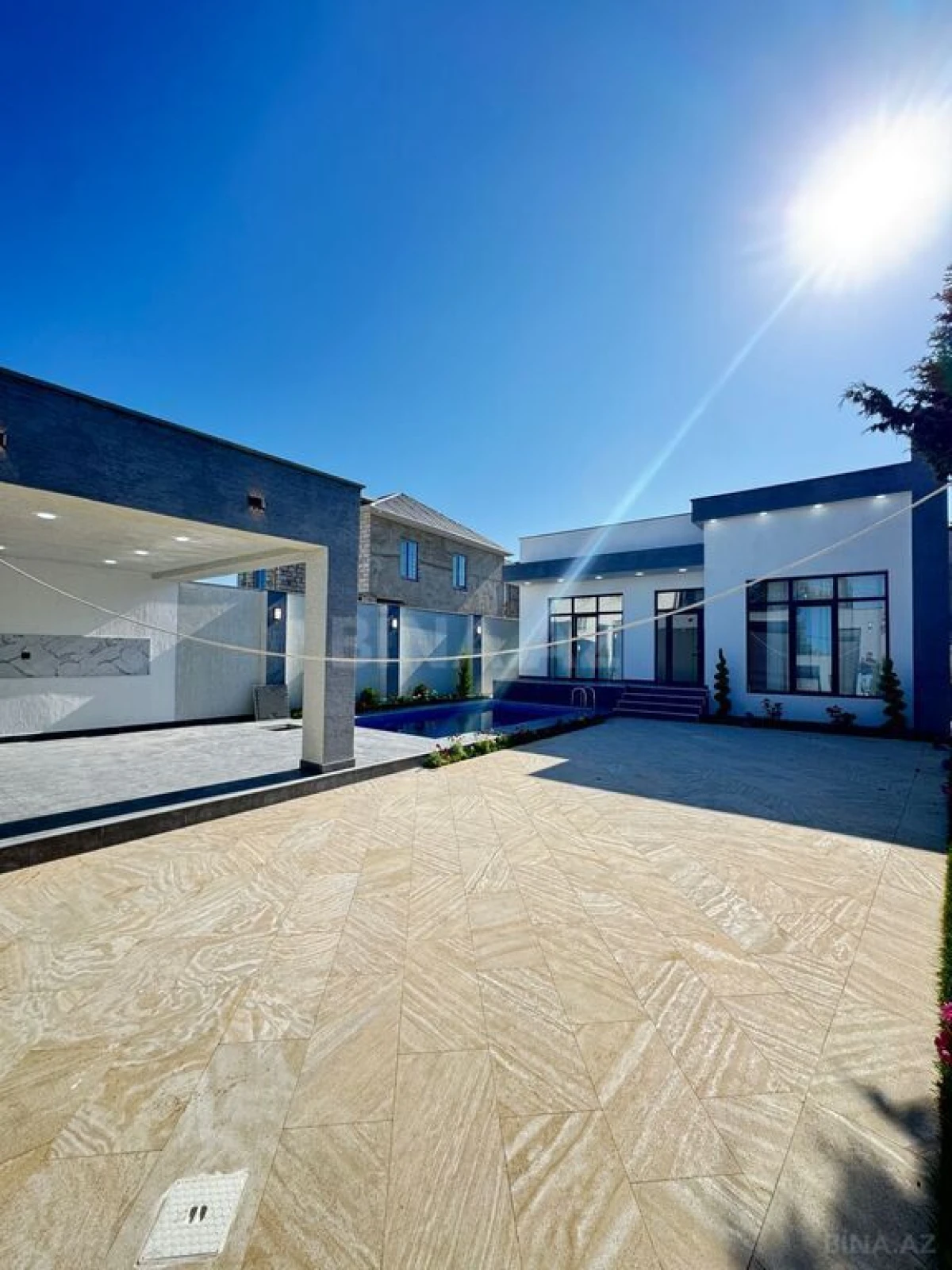 Satılır 3 otaqlı həyət evi 140 m²