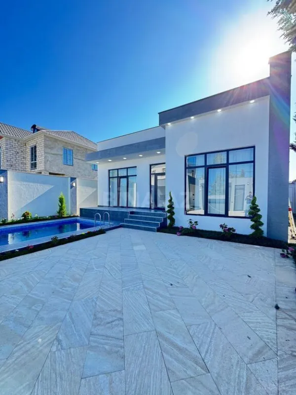 Satılır 3 otaqlı həyət evi 140 m²