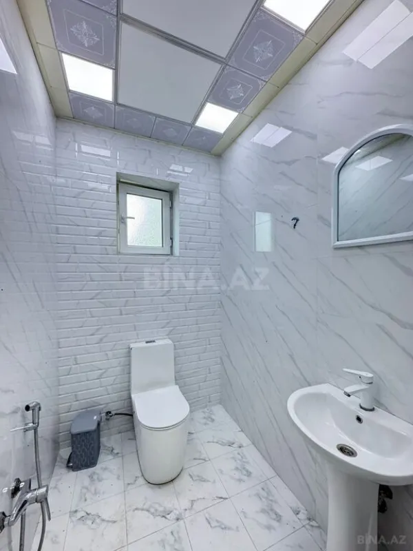 Satılır 5 otaqlı həyət evi 330 m²