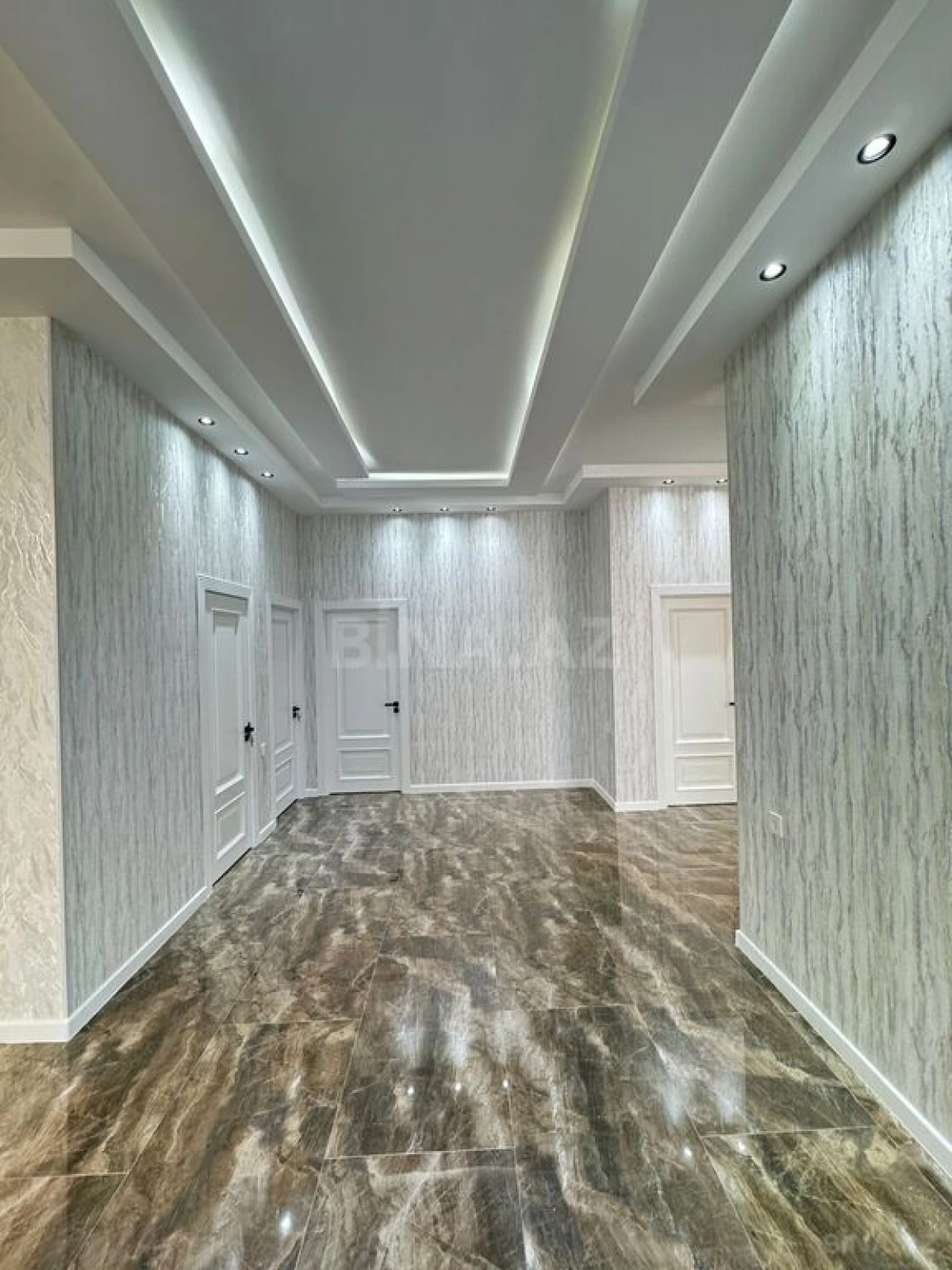 Satılır 4 otaqlı həyət evi 160 m²