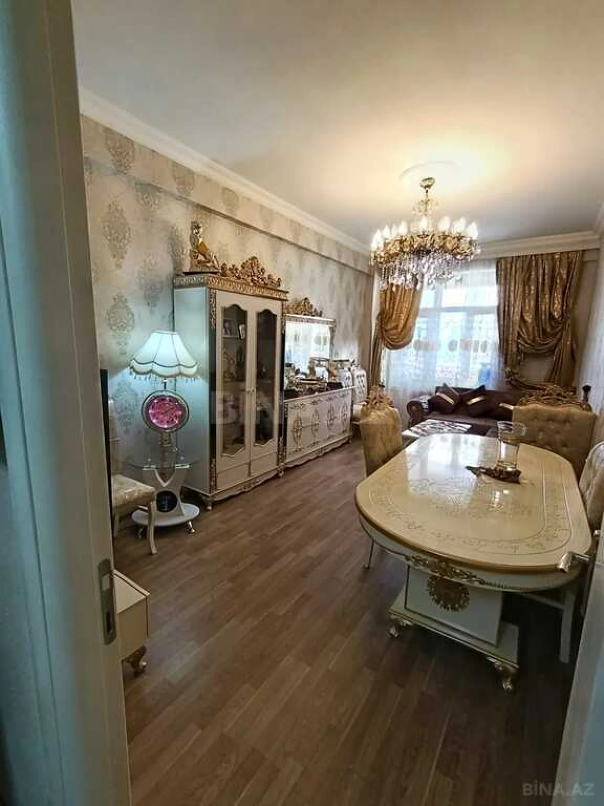 Satılır 2 otaqlı mənzil 65 m²