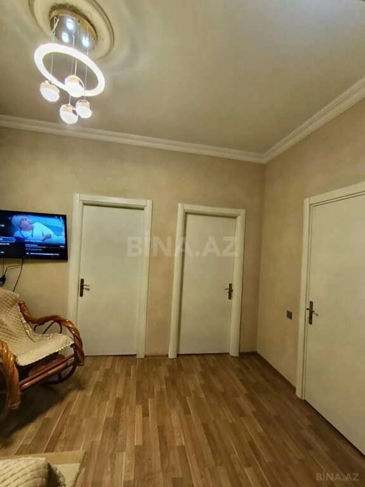 Satılır 2 otaqlı mənzil 65 m²