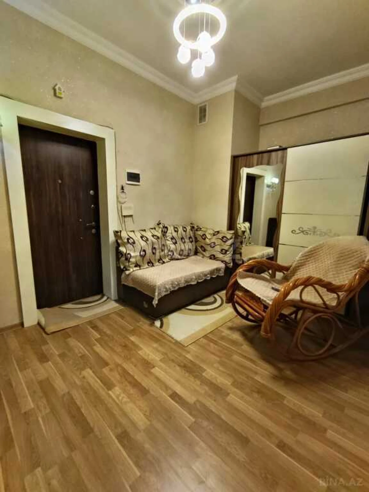 Satılır 2 otaqlı mənzil 65 m²
