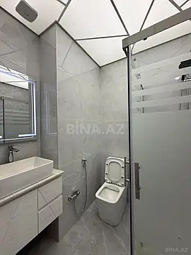Satılır 2 otaqlı mənzil 61 m²
