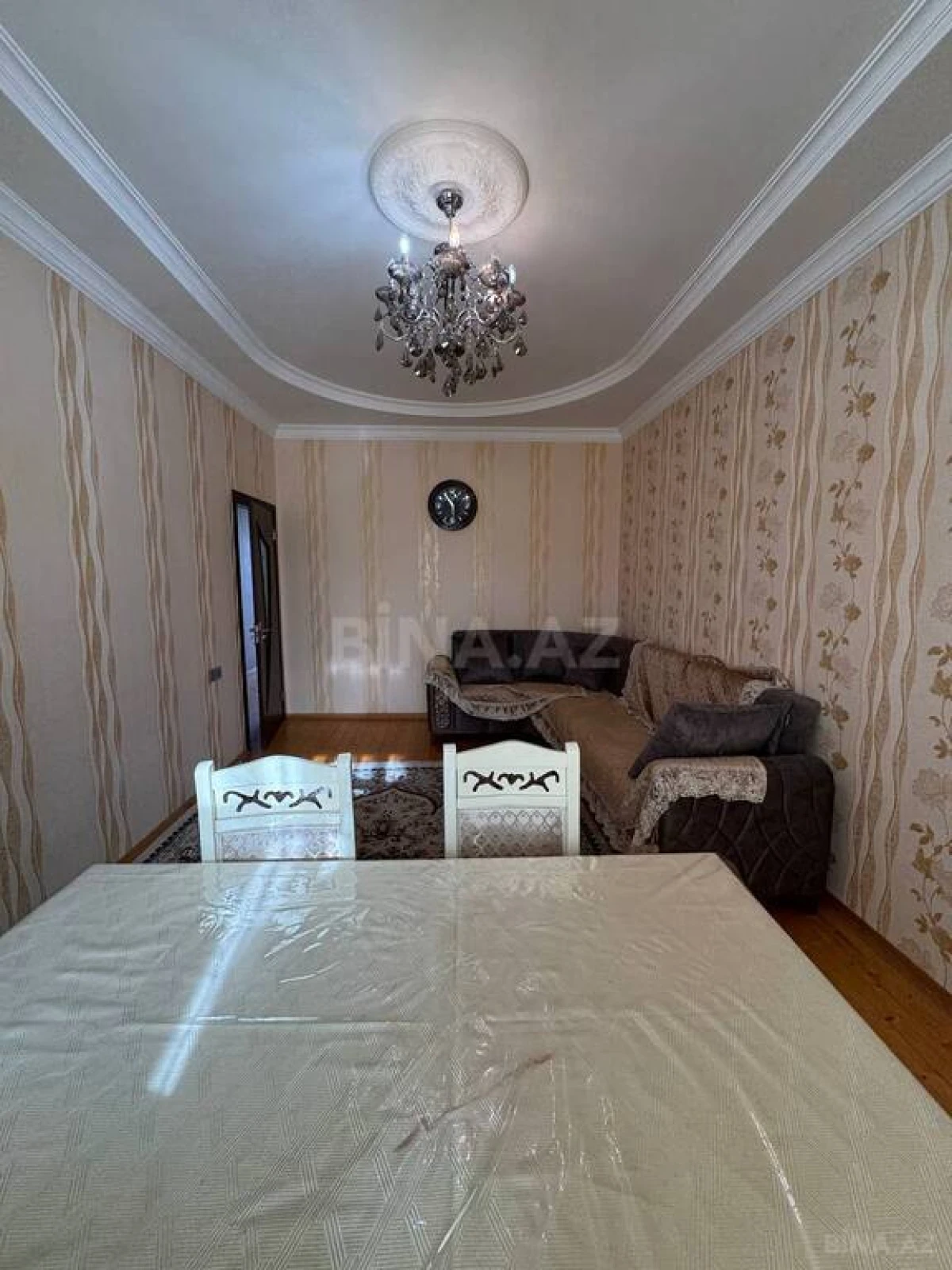 Satılır 5 otaqlı həyət evi 200 m²