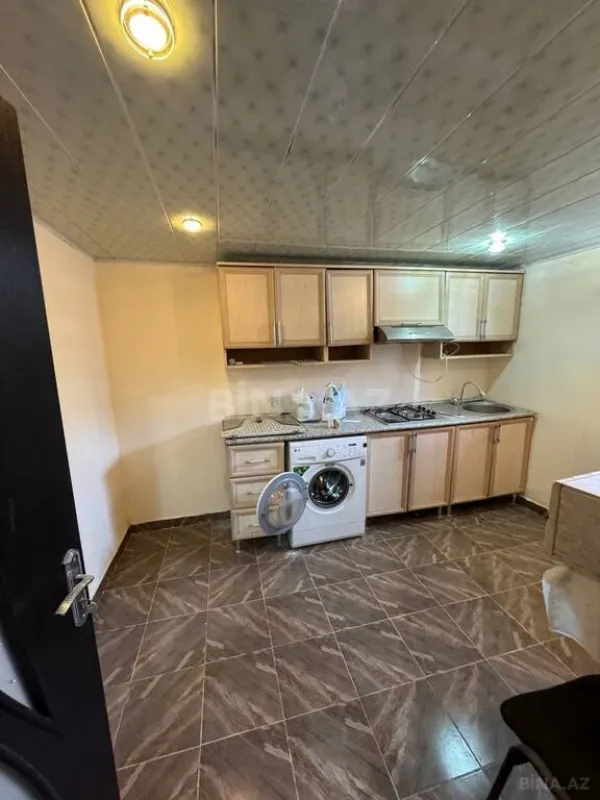 Satılır 5 otaqlı həyət evi 200 m²