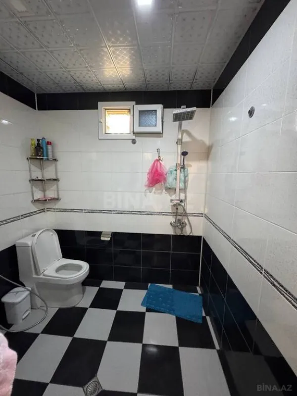 Satılır 5 otaqlı həyət evi 200 m²