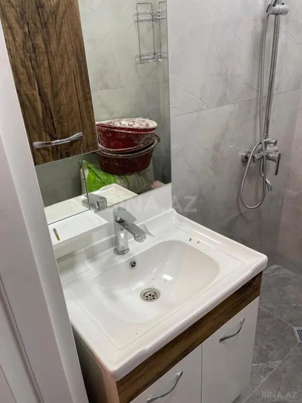 Satılır 2 otaqlı mənzil 65 m²