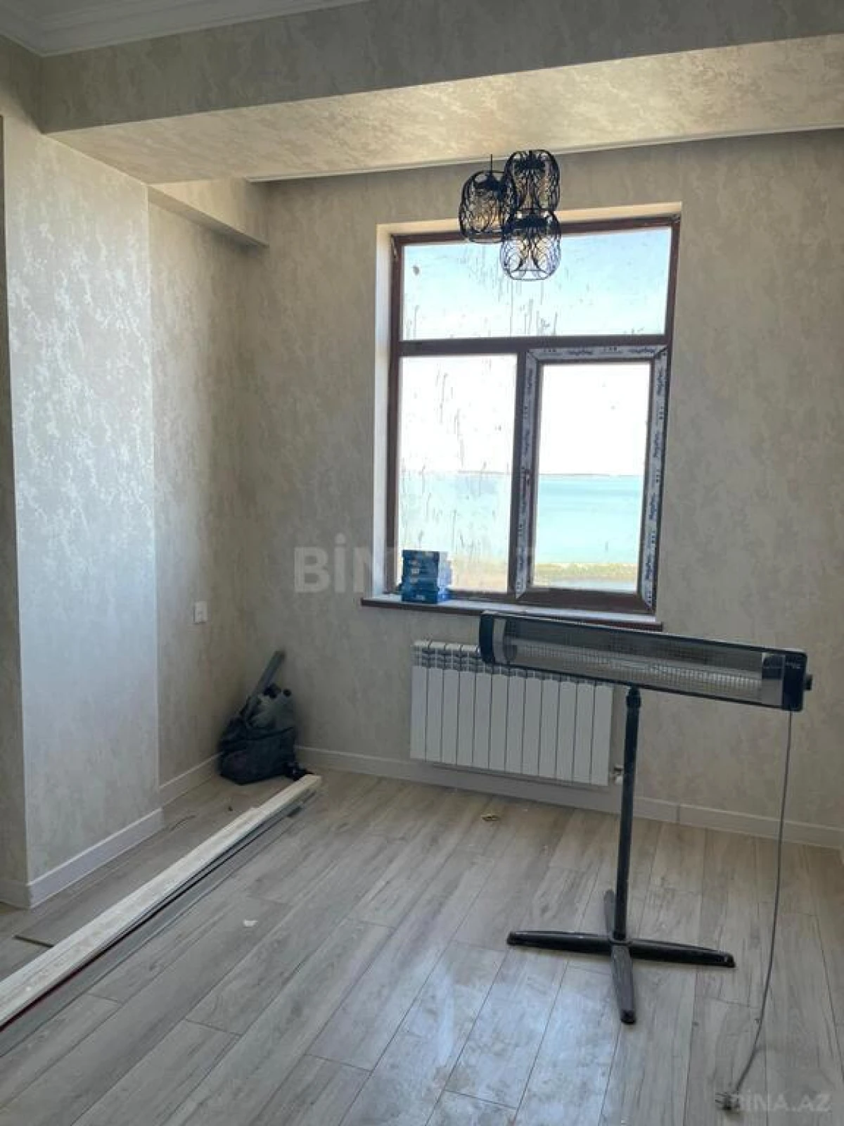 Satılır 2 otaqlı mənzil 65 m²