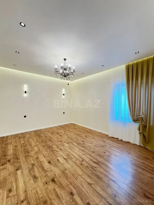 Satılır 4 otaqlı həyət evi 165 m²