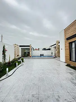 Satılır 4 otaqlı həyət evi 165 m²