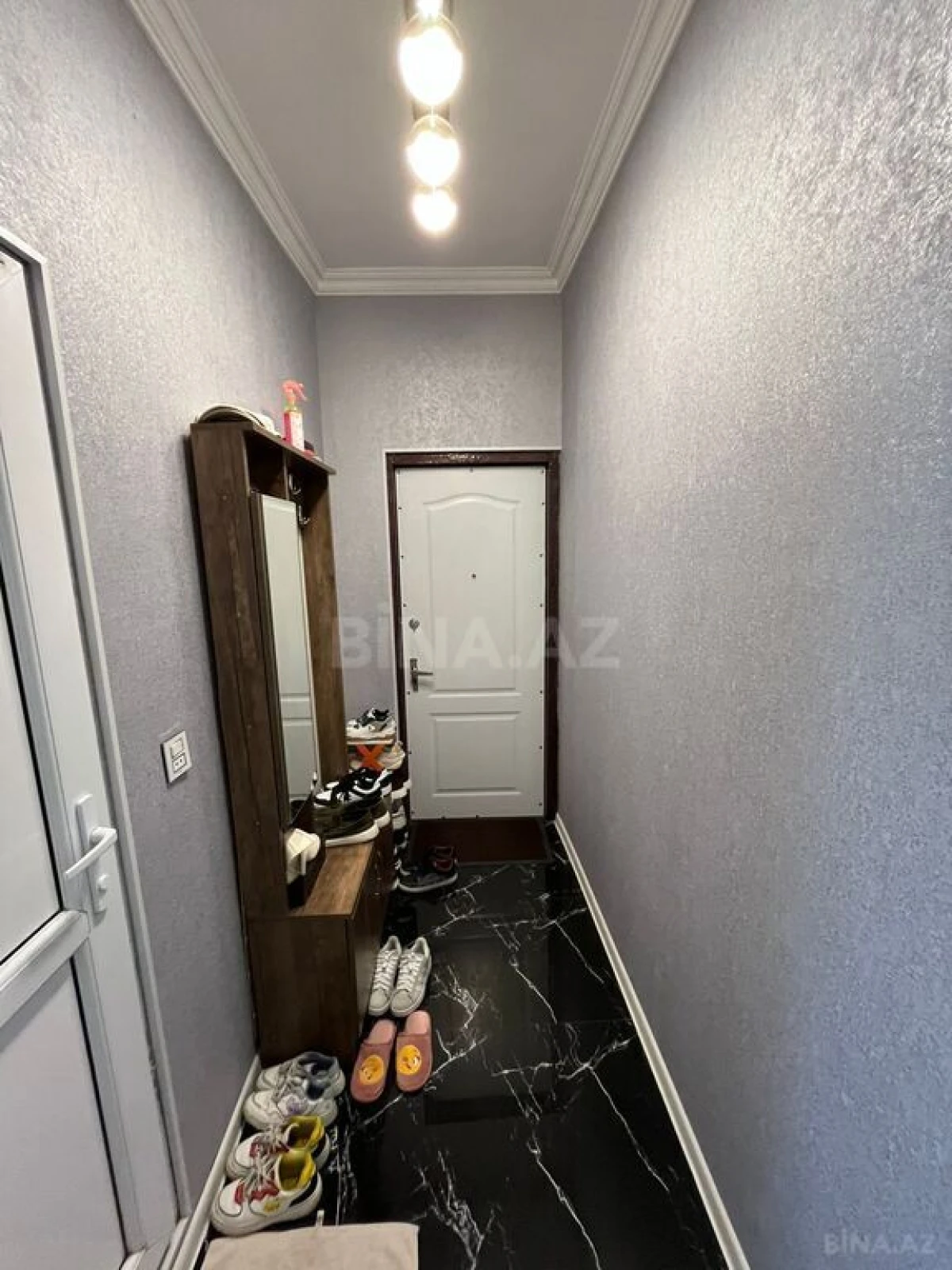 Satılır 2 otaqlı mənzil 58 m²