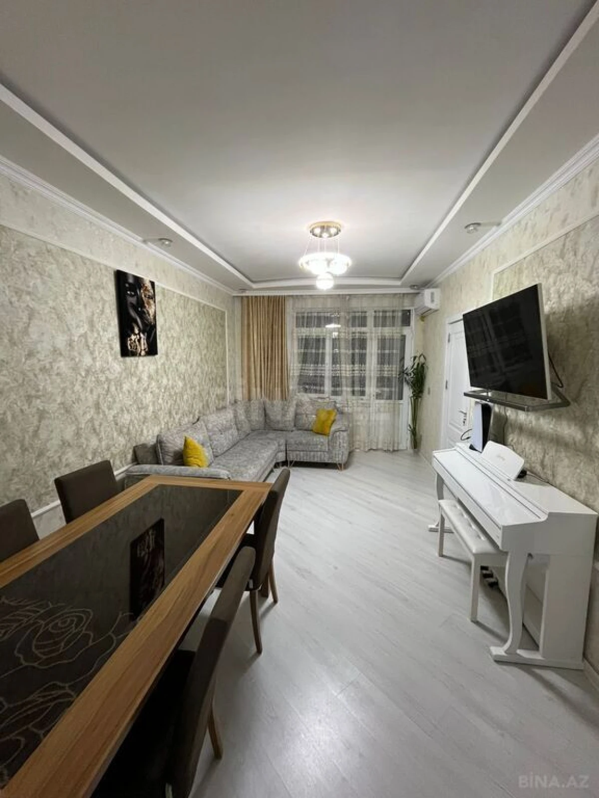 Satılır 2 otaqlı mənzil 58 m²