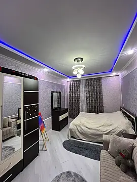 Satılır 2 otaqlı mənzil 58 m²