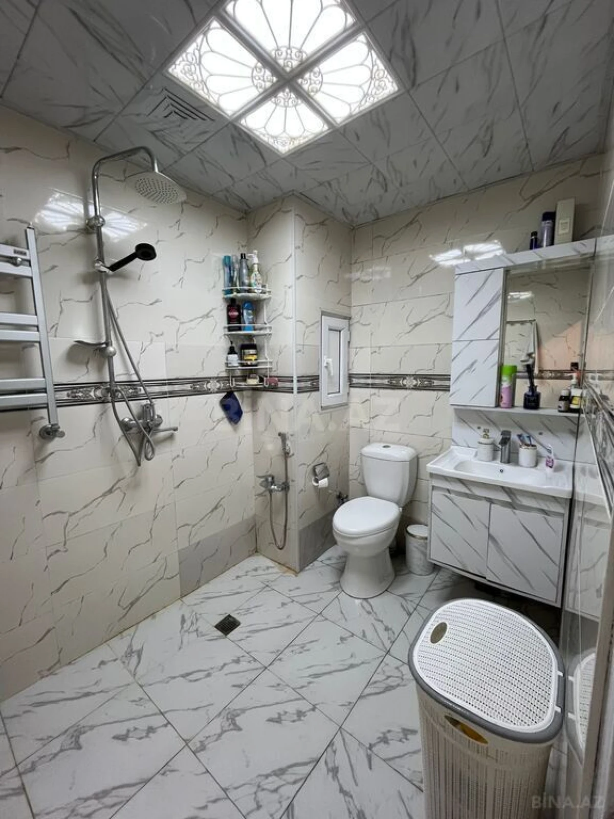 Satılır 2 otaqlı mənzil 58 m²