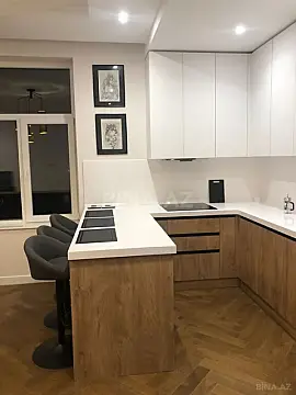 Satılır 4 otaqlı mənzil 126 m²