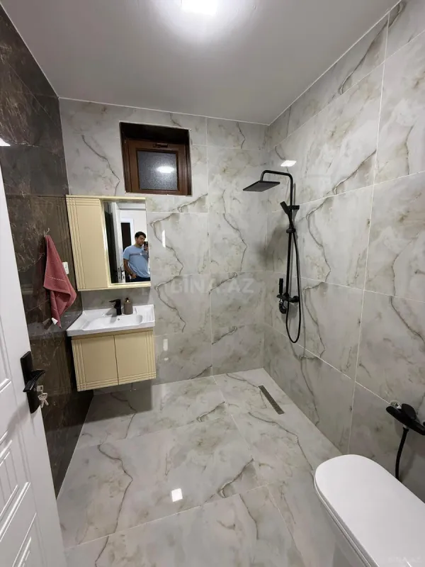 Satılır 4 otaqlı həyət evi 170 m²