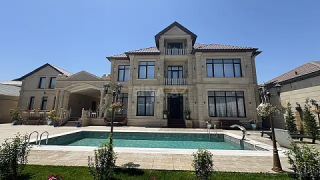 Satılır 5 otaqlı həyət evi 500 m²