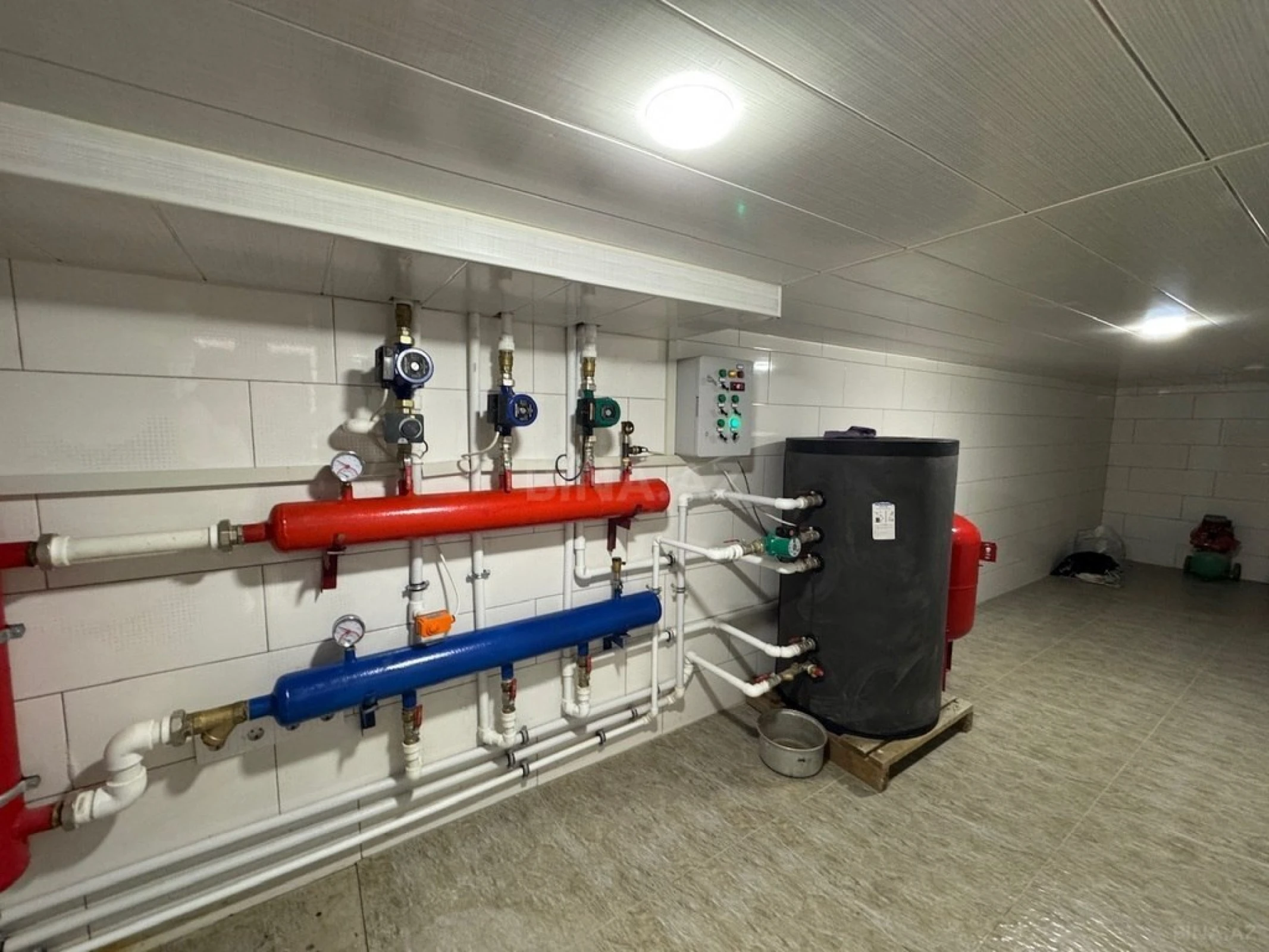 Satılır 5 otaqlı həyət evi 500 m²