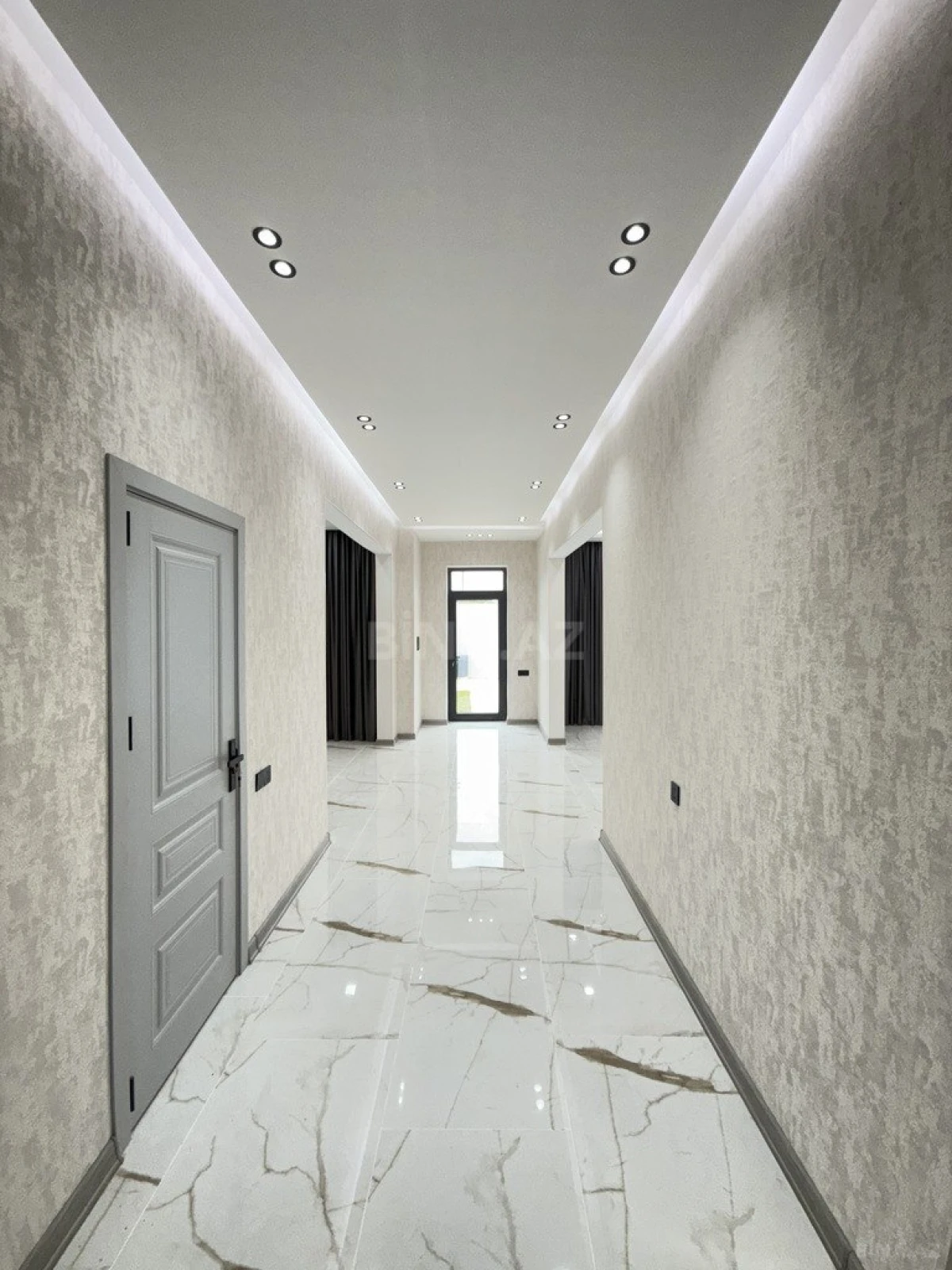 Satılır 4 otaqlı həyət evi 140 m²