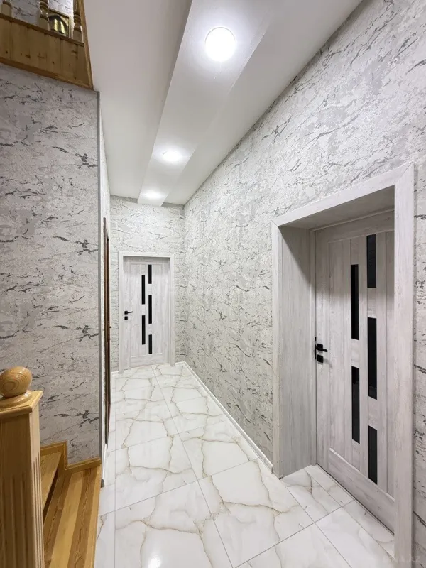 Satılır 4 otaqlı həyət evi 180 m²