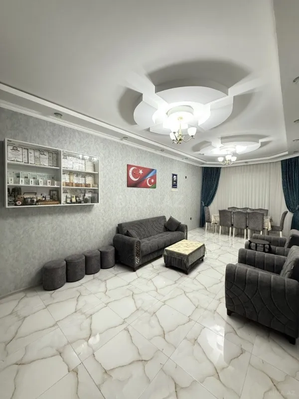 Satılır 4 otaqlı həyət evi 180 m²