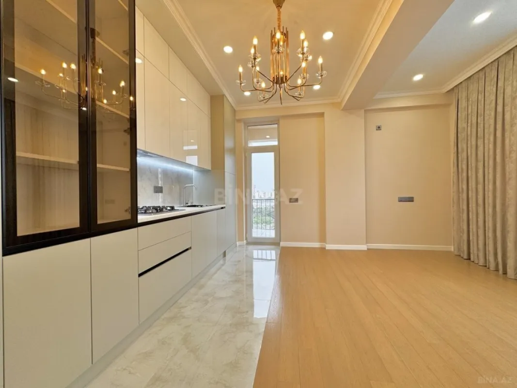 Satılır 3 otaqlı mənzil 92 m²