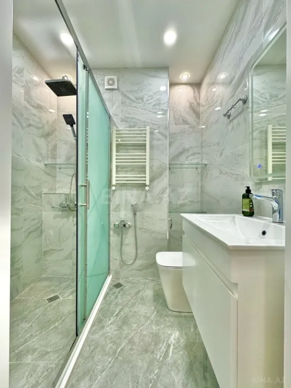 Satılır 3 otaqlı mənzil 92 m²