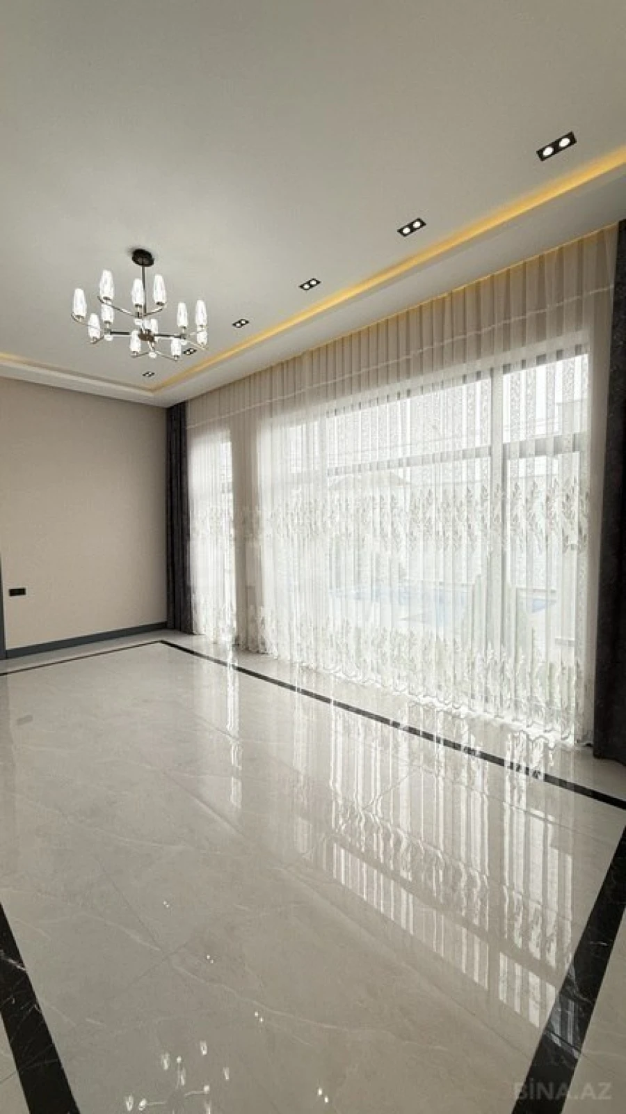 Satılır 4 otaqlı həyət evi 160 m²