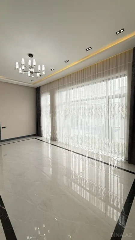 Satılır 4 otaqlı həyət evi 160 m²