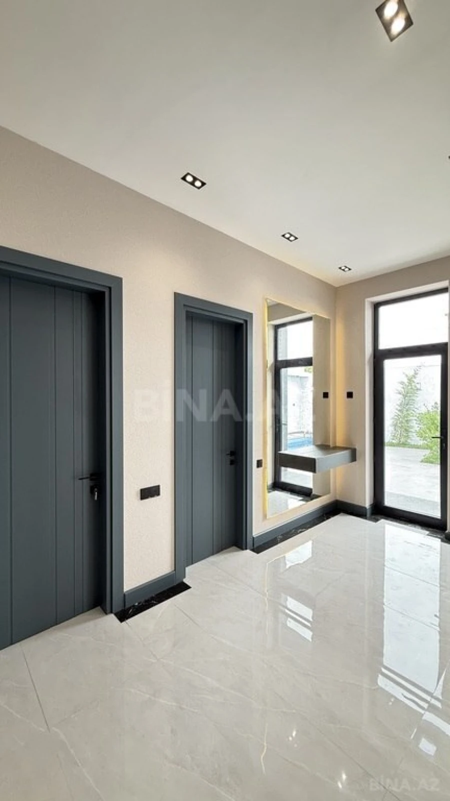 Satılır 4 otaqlı həyət evi 160 m²
