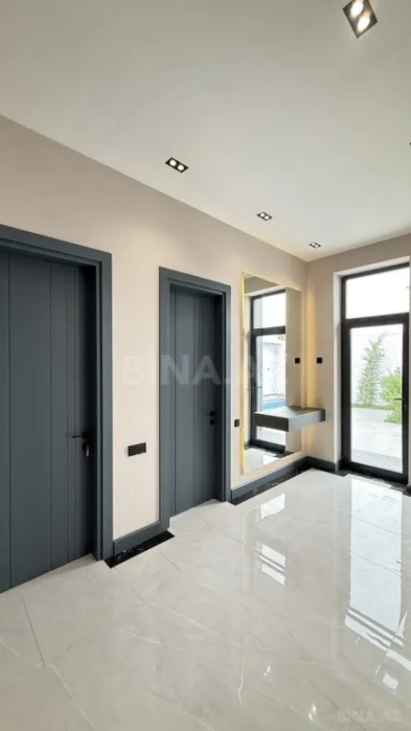 Satılır 4 otaqlı həyət evi 160 m²