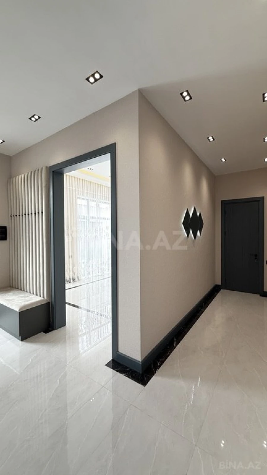Satılır 4 otaqlı həyət evi 160 m²