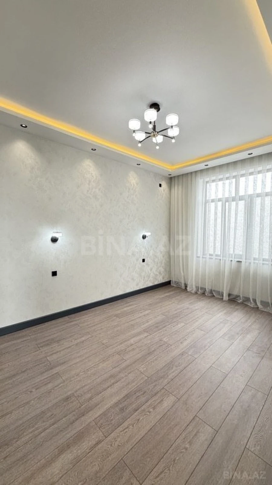 Satılır 4 otaqlı həyət evi 160 m²