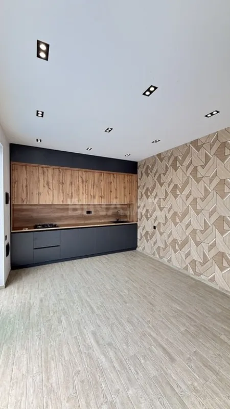 Satılır 4 otaqlı həyət evi 160 m²