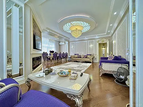 Satılır 4 otaqlı mənzil 220 m² — Bakı 4 otaq 220.00 m²