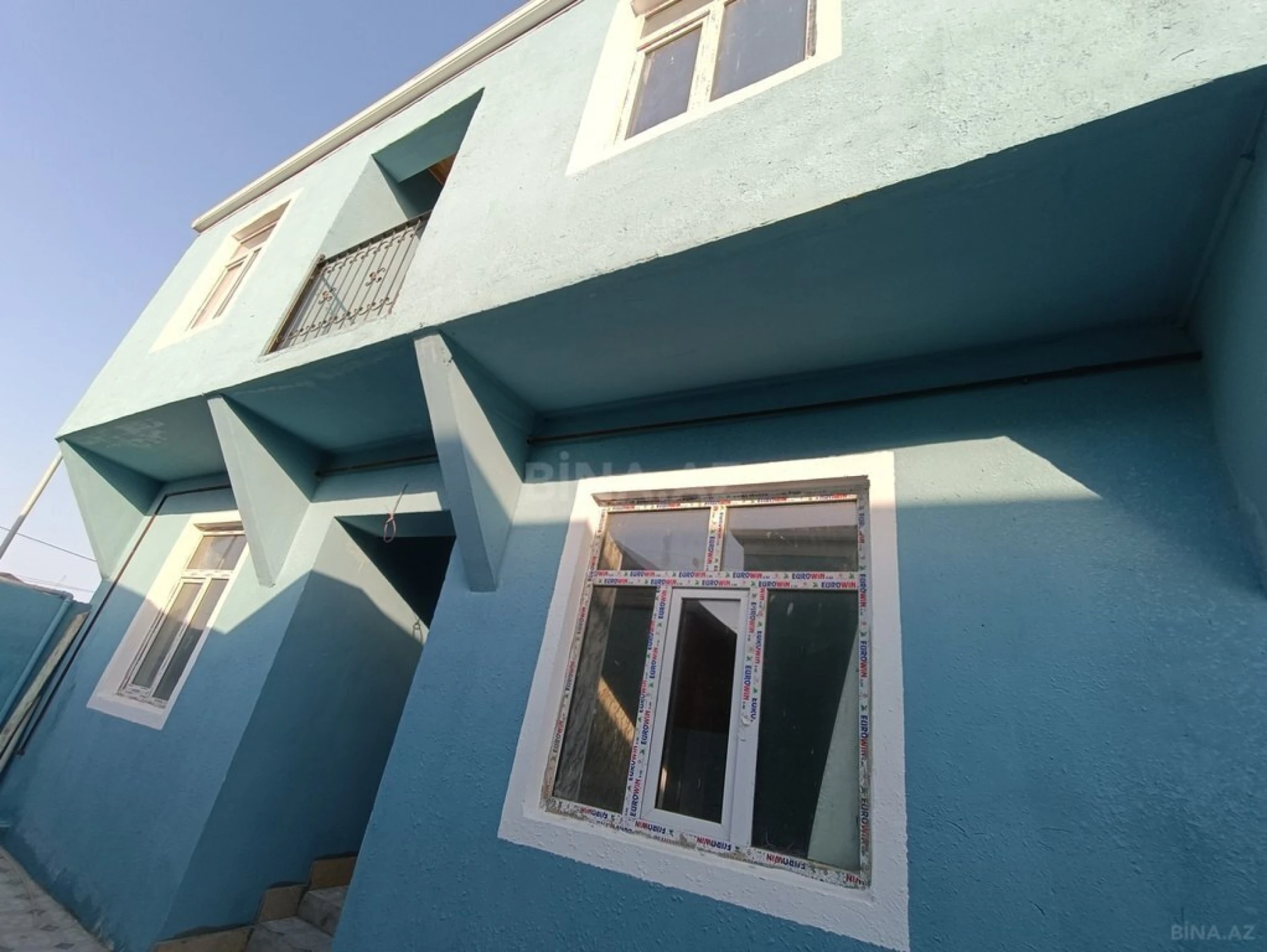 Satılır 4 otaqlı həyət evi 120 m²