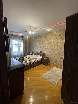 Satılır 4 otaqlı mənzil 100 m²