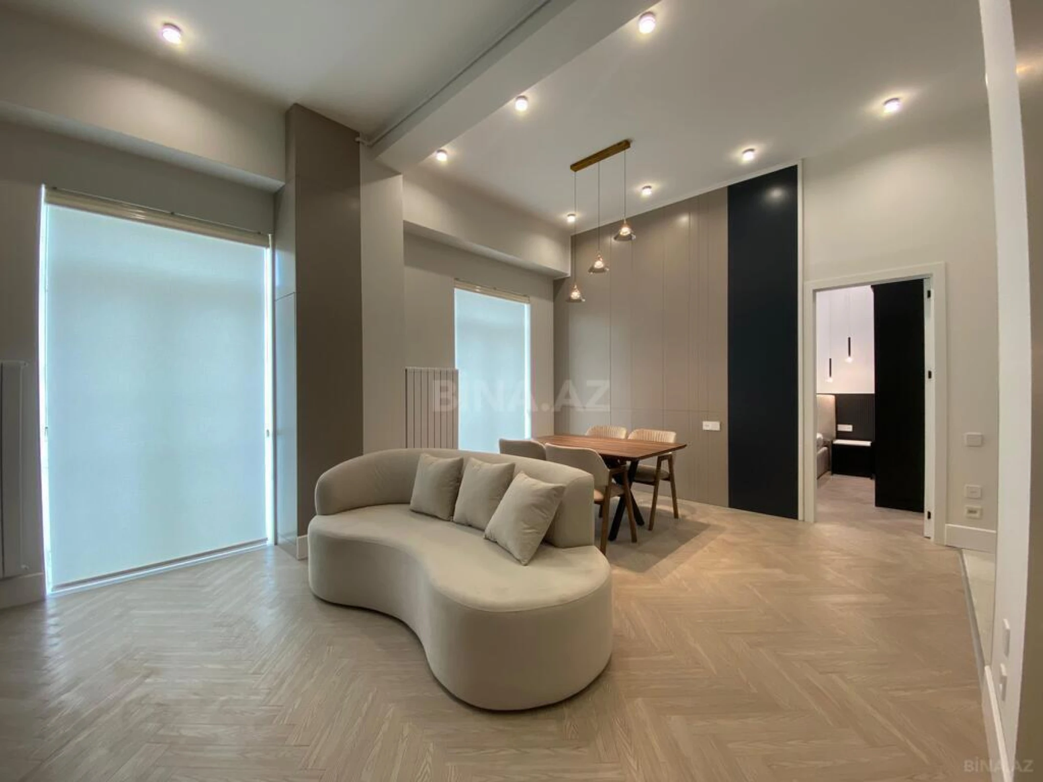 Kirayə verilir 2 otaqlı mənzil 66 m²